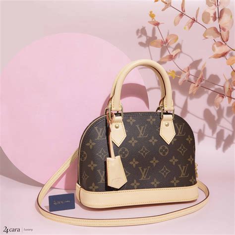 louis vuitton alma grande|louis vuitton alma bb monogram.